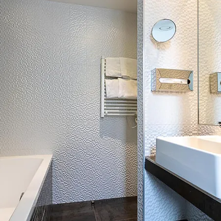 Trianon Gare De Lyon 3* Parigi