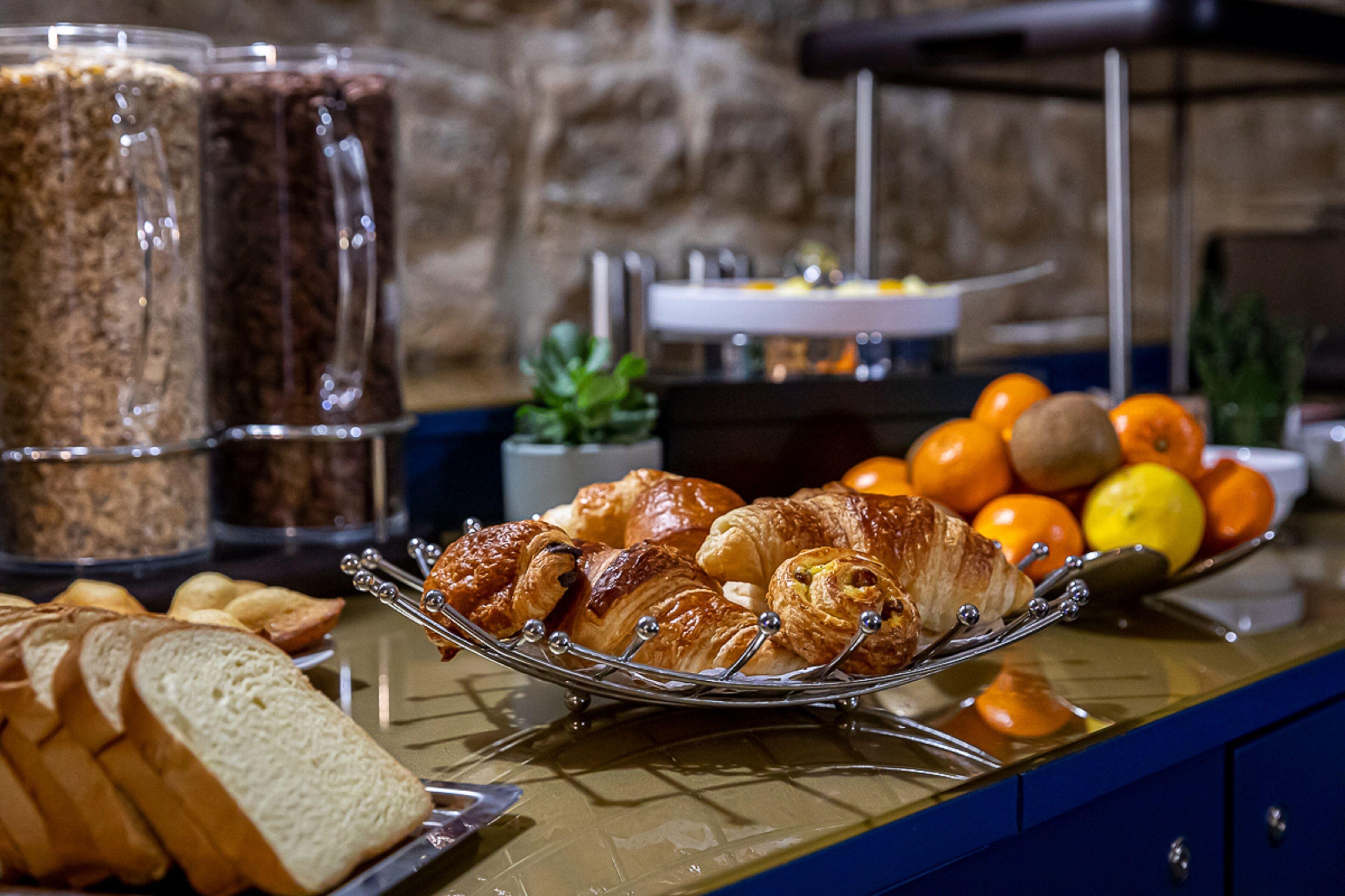 Trianon Gare De Lyon