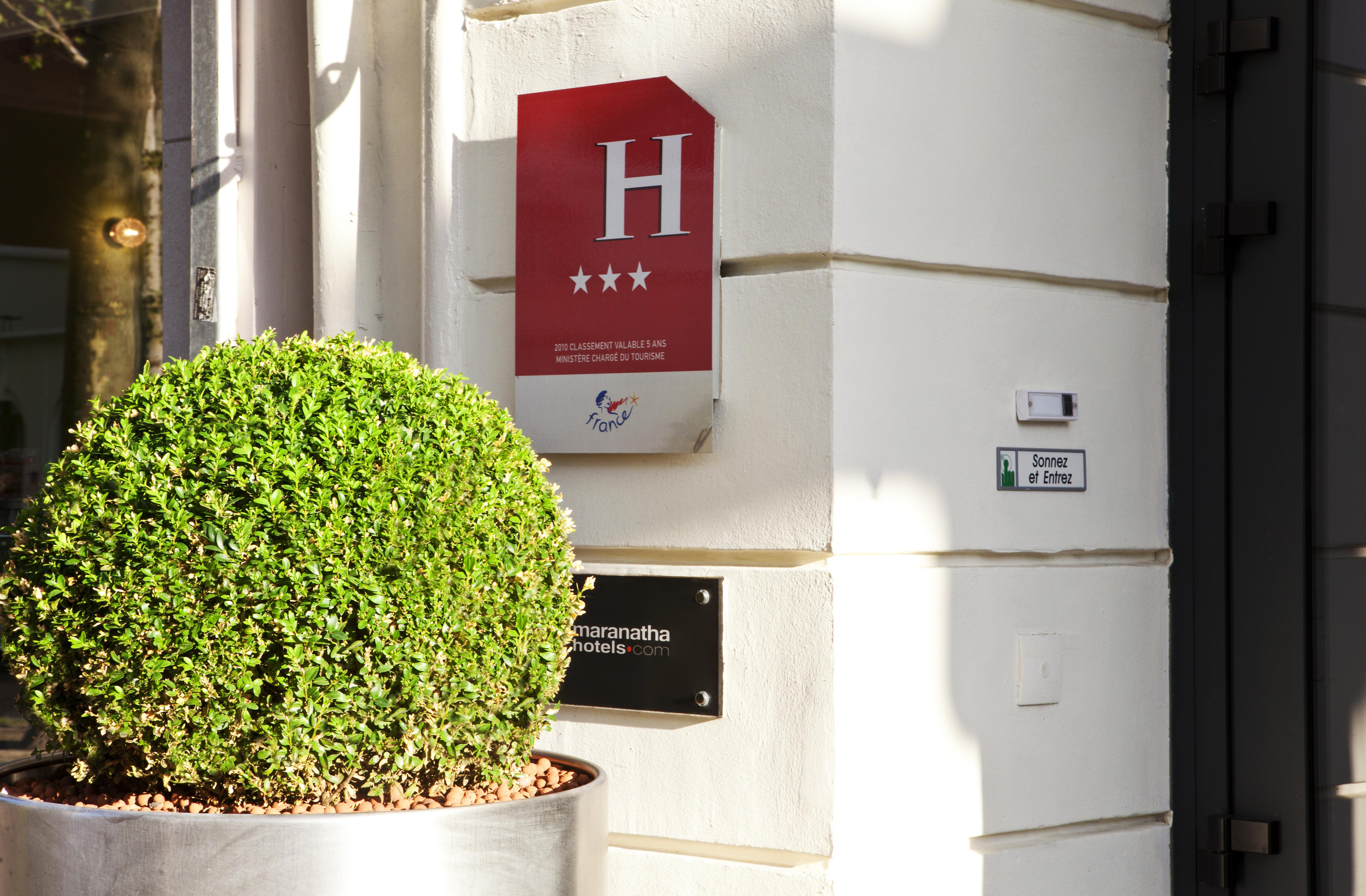 Hotel Trianon Gare De Lyon 3*